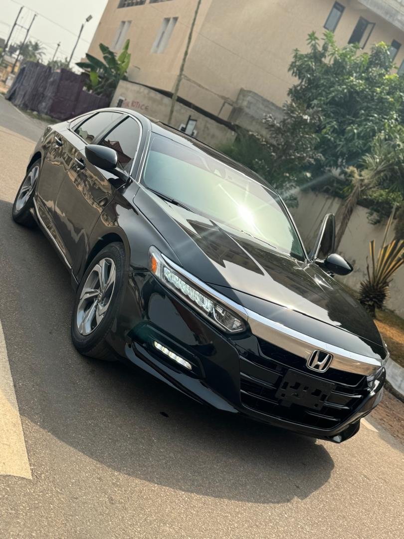 2018 honda accord 02